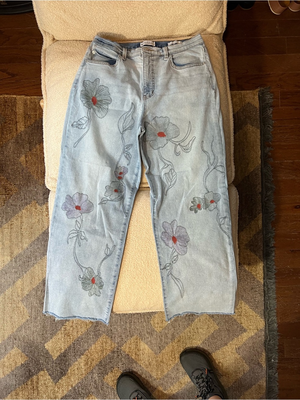 Jessica Simpson Zinnia Floral Embroidered Boyfriend Jeans 8